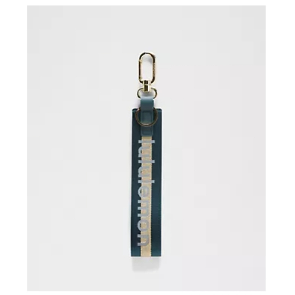 #63 NWT Lululemon Never Lost Keychain
